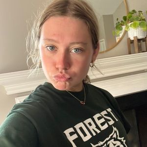 Meet your Posher, Ava